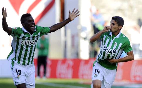 Nosa Igiebor, Salva Sevilla - Betis v Sevilla