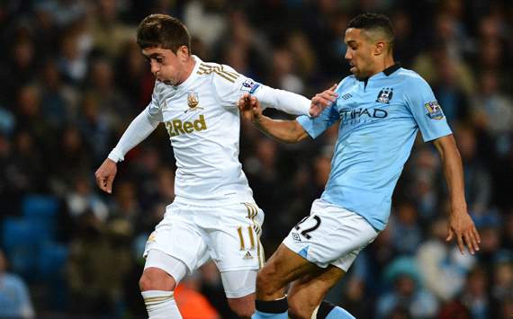 EPL: Gael Clichy - Pablo Hernandez, Manchester City' vs Swansea City