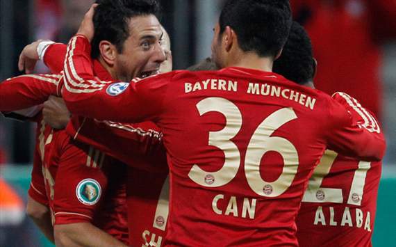Bayern Muenchen v 1. FC Kaiserslautern - DFB Cup