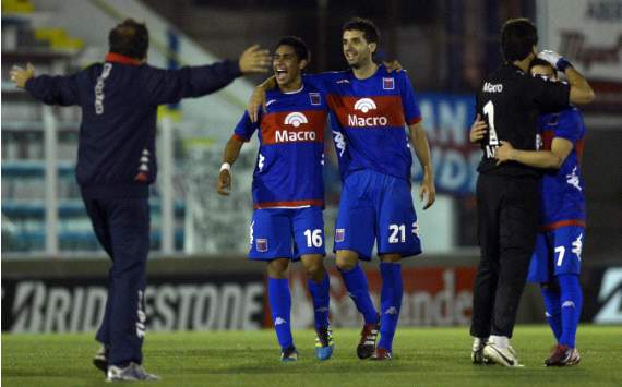 Tigre festeja el pase a Cuartos
