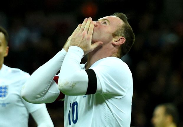 Rooney should play for England ahead of Vardy and Kane - Crouch