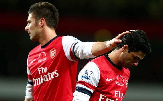 EPL - Arsenal v Fulham, Mikel Arteta and Olivier Giroud