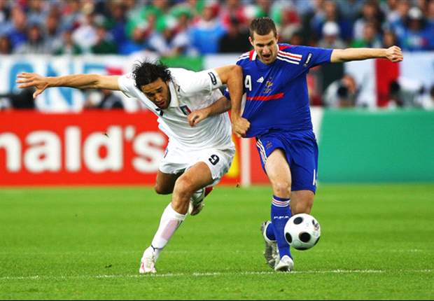 EdF - Zoff : "Curieux de voir cette équipe de France"