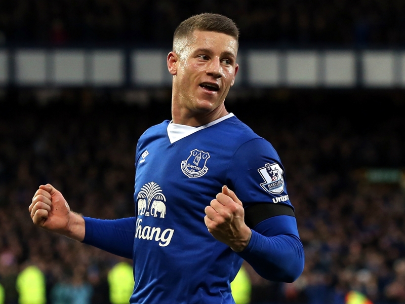 Barkley and Stones are inspirations for Everton - Martinez