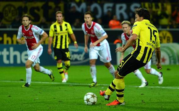 Mats Hummels misses penalty, Borussia Dortmund - Ajax