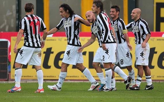 Siena celebrating
