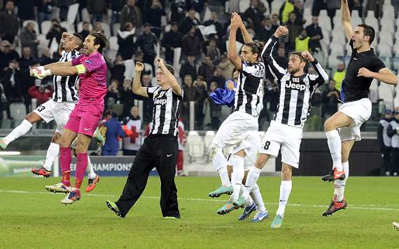 Juventus celebrating vs Chelsea