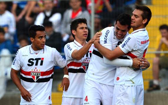 Jadson, Osvaldo, Rhodolfo, Tolói - U. Catolica x São Paulo