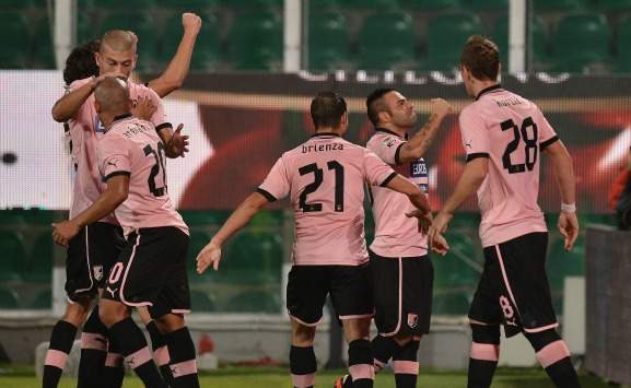 Palermo celebrating (Serie A)