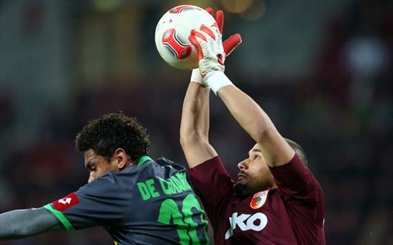 De Camargo, Augsburg - Gladbach