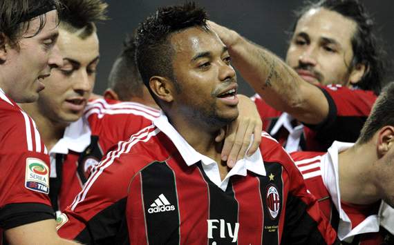 Milan celebrating vs Juventus