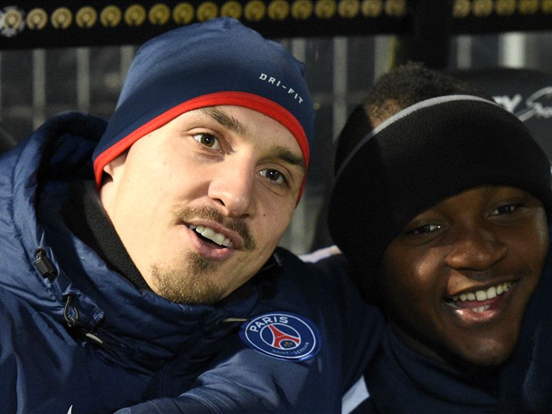Ligue 1 Talking Points: Another record for Ibra, improving OM & a new goalkeeping star