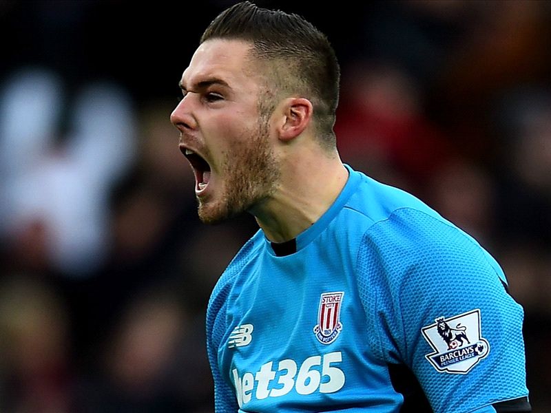 Butland backed to replace De Gea at Manchester United