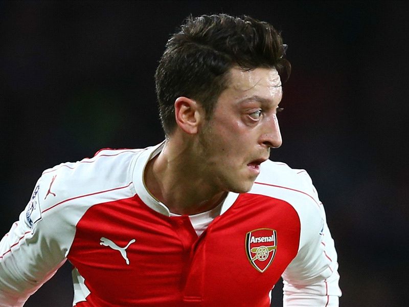 Assist and chill: Ozil enjoys winter break ahead of Man City summit clash