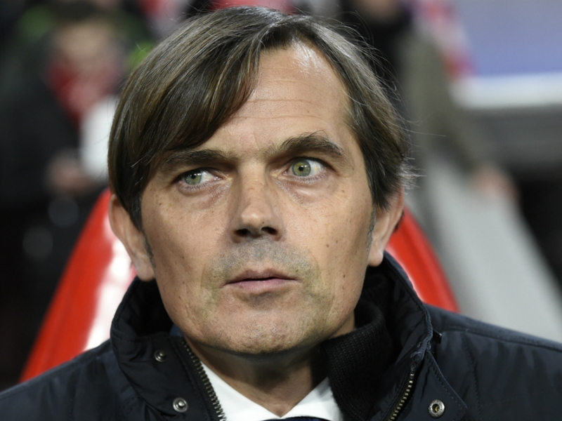 Cocu: Champions League progress a great achievement for PSV