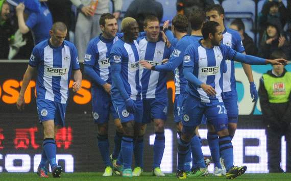 EPL, Wigan Athletic v QPR, James McCarthy