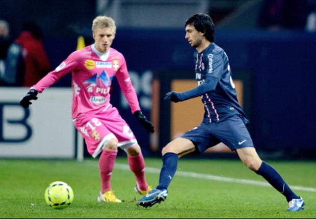 Ligue 1, PSG - Pastore dément un départ
