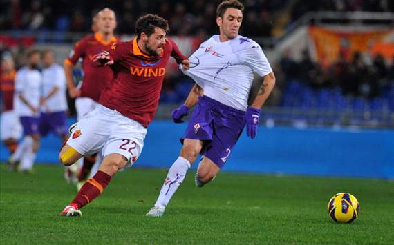 Mattia Destro (R), Gonzalo Rodriguez (F) - Roma-Fiorentina - Serie A