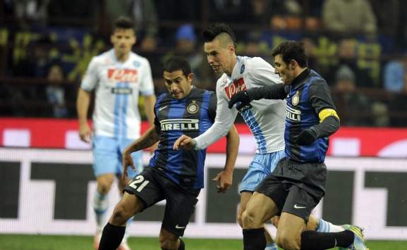 Hamsik, Zanetti e Gargano in Inter-Napoli (Serie A)