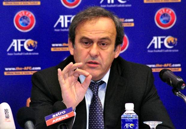 PSG - Platini évoque les 200 M€ de perte