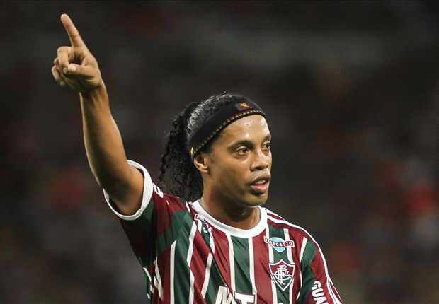 Fluminense confirm Ronaldinho return