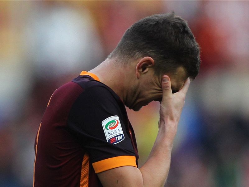 Serie A Talking Points: 'Pitiful' Roma, Maldini vs Galliani & Soriano slapped by Samp supporters