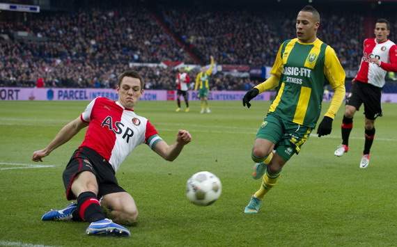 Feyenoord - ADO Den Haag, Stefan de Vrij vs. Tjaronn Chery