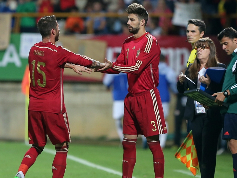 Maradona : "Ramos n'est pas un crack, Piqué est meilleur que lui"