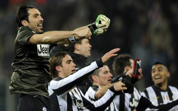 Juventus celebrating (Serie A)