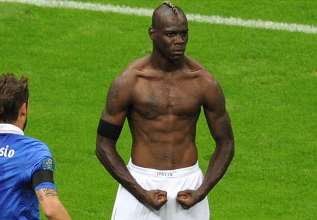 Balotelli to start for Italy against Germany