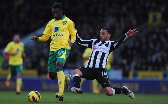 Alex Tettey; James Perch