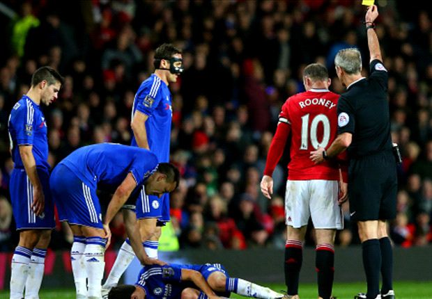 Rooney apologises for clumsy, high challenge on Oscar