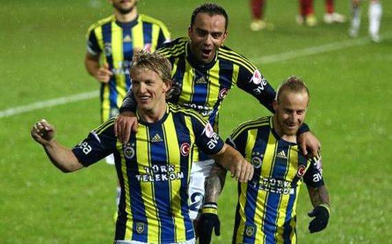 Dirk Kuyt-Semih Senturk-Stoch (Fenerbahce)