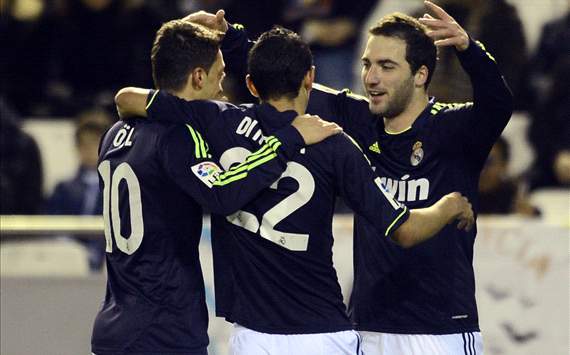 Mesut Özil, Angel Di María, Gonzalo Higuaín - Real Madrid