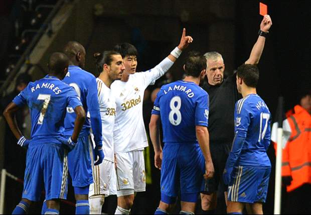 ANG, Chelsea - Hazard s'excuse