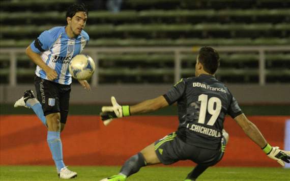 Gabriel Hauche gol a River Verano 2013