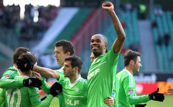 Naldo bejubelt seinen Treffer