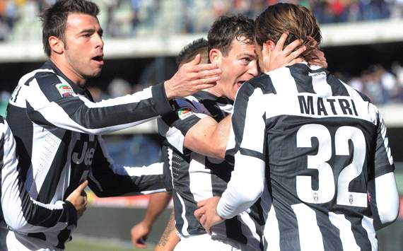 Juventus celebrating vs Chievo