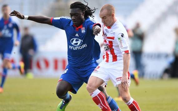 Ligue 1 : Mathieu Chalme vs Bafetimbi Gomis (AC Ajaccio vs Olympique Lyonnais)