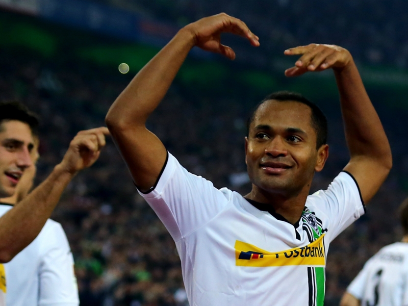 Raffael wary of taking on Aguero & De Bruyne as City clash looms