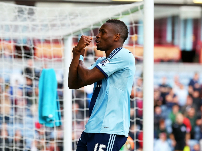 Crystal Palace's Hodgson 'quiet' on Diafra Sakho link