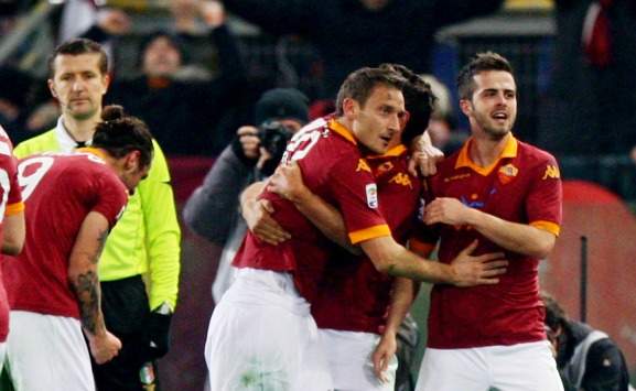 Roma celebrating (Serie A)