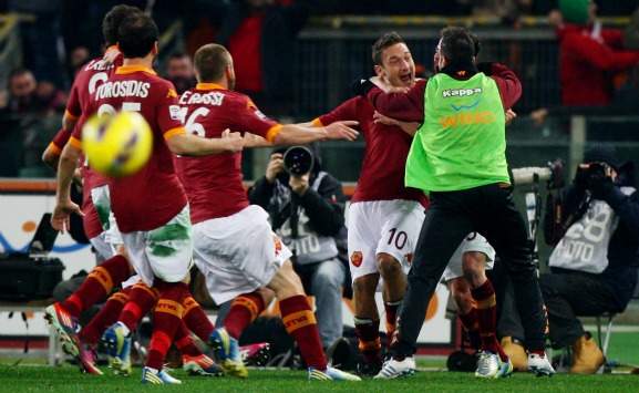 Roma celebrating (Serie A)