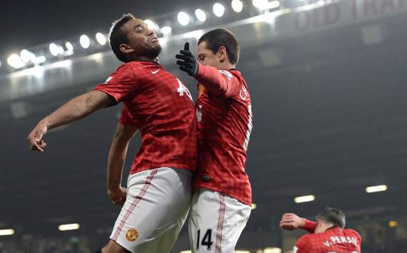 FA Cup, Manchester United v Reading, Javier Hernandez (R), Anderson (L)