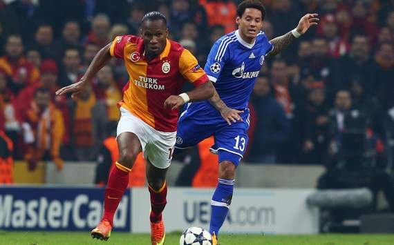 UCL: Didier Drogba (Galatasaray) - Jermaine Jones (Schalke)