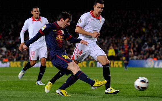 Lionel Messi, Manu del Moral - FC Barcelona v Sevilla