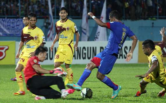 Arema ISL & Sriwijaya FC (GOAL.com/Abi Yazid)