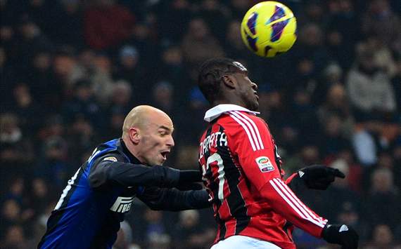 Esteban Cambiasso (I), Cristian Zapato (M) - Inter-Milan - Serie A