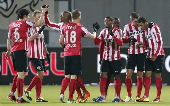 PEC Zwolle - PSV, PSV scoort