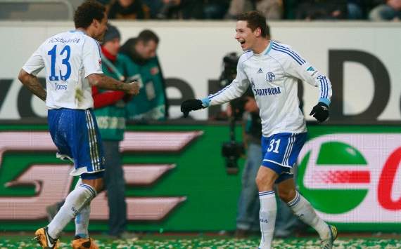 Schalke jubelt in Wolfsburg